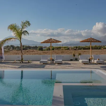 Pnoe Seaside Villa